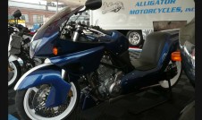 Alligator Motorcycle - Blue